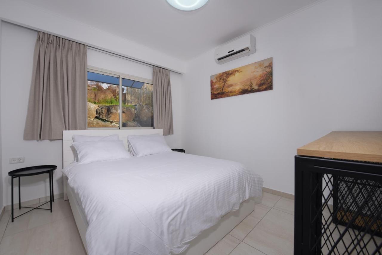 El Viso Verde Luxury Suites Had Nes Bagian luar foto
